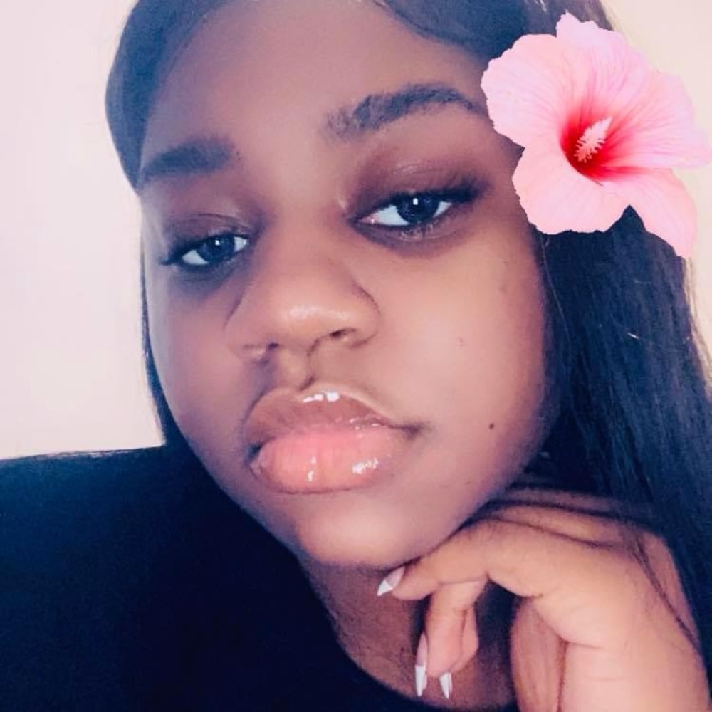 Meet your Posher, Erika